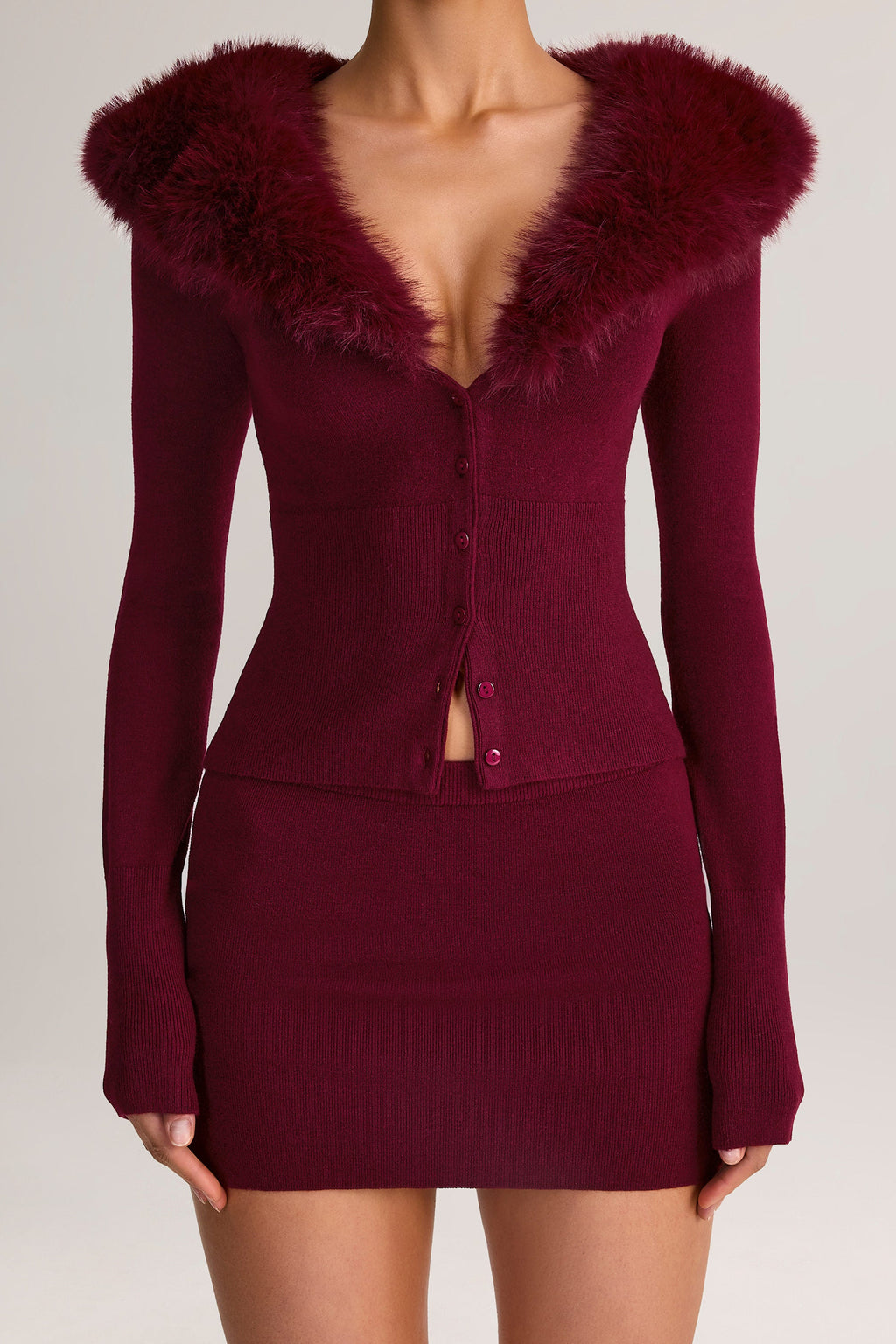 Knit Mid-Rise Mini Skirt in Wine