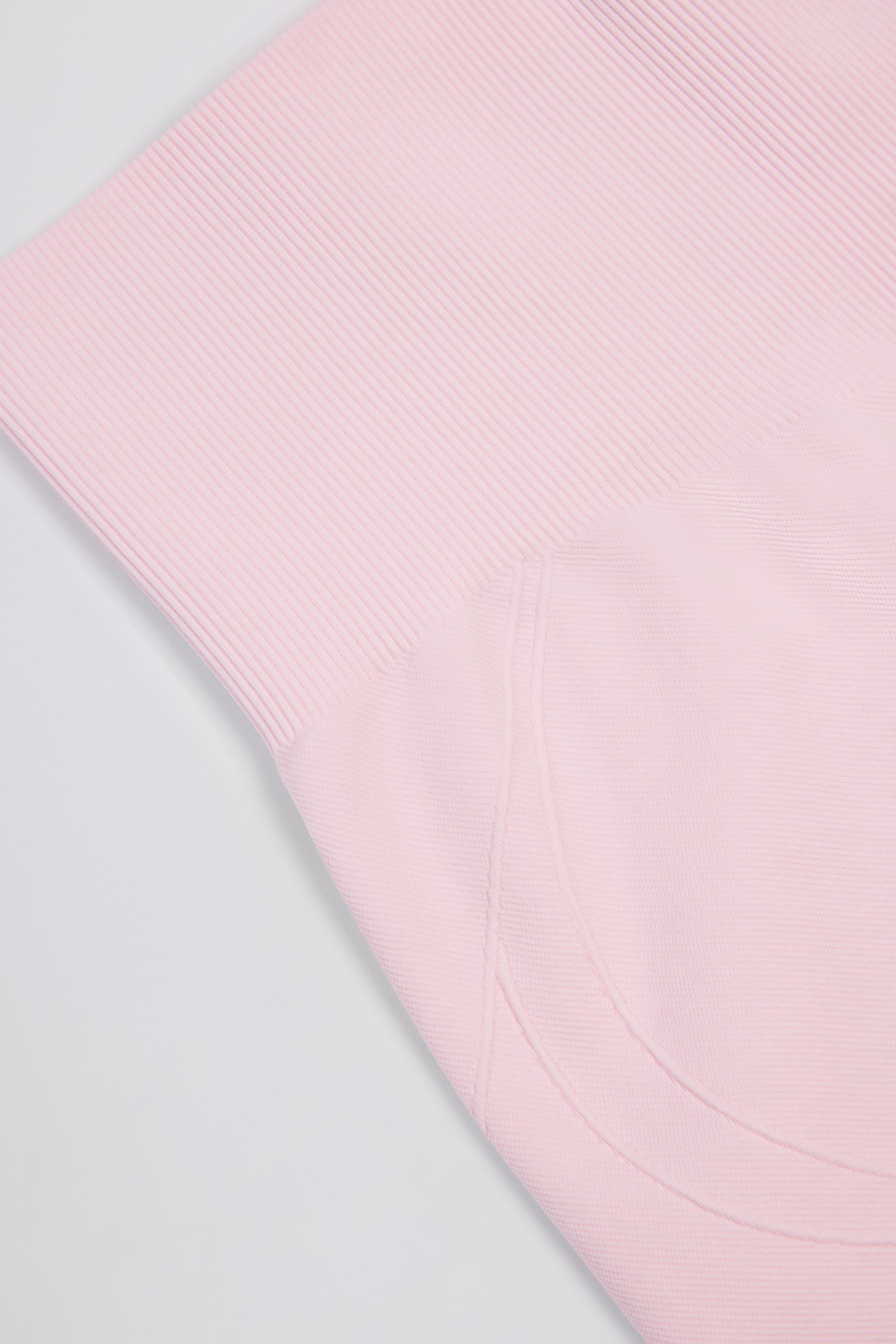 Super Sculpt Seamless Mini Shorts in Powder Pink